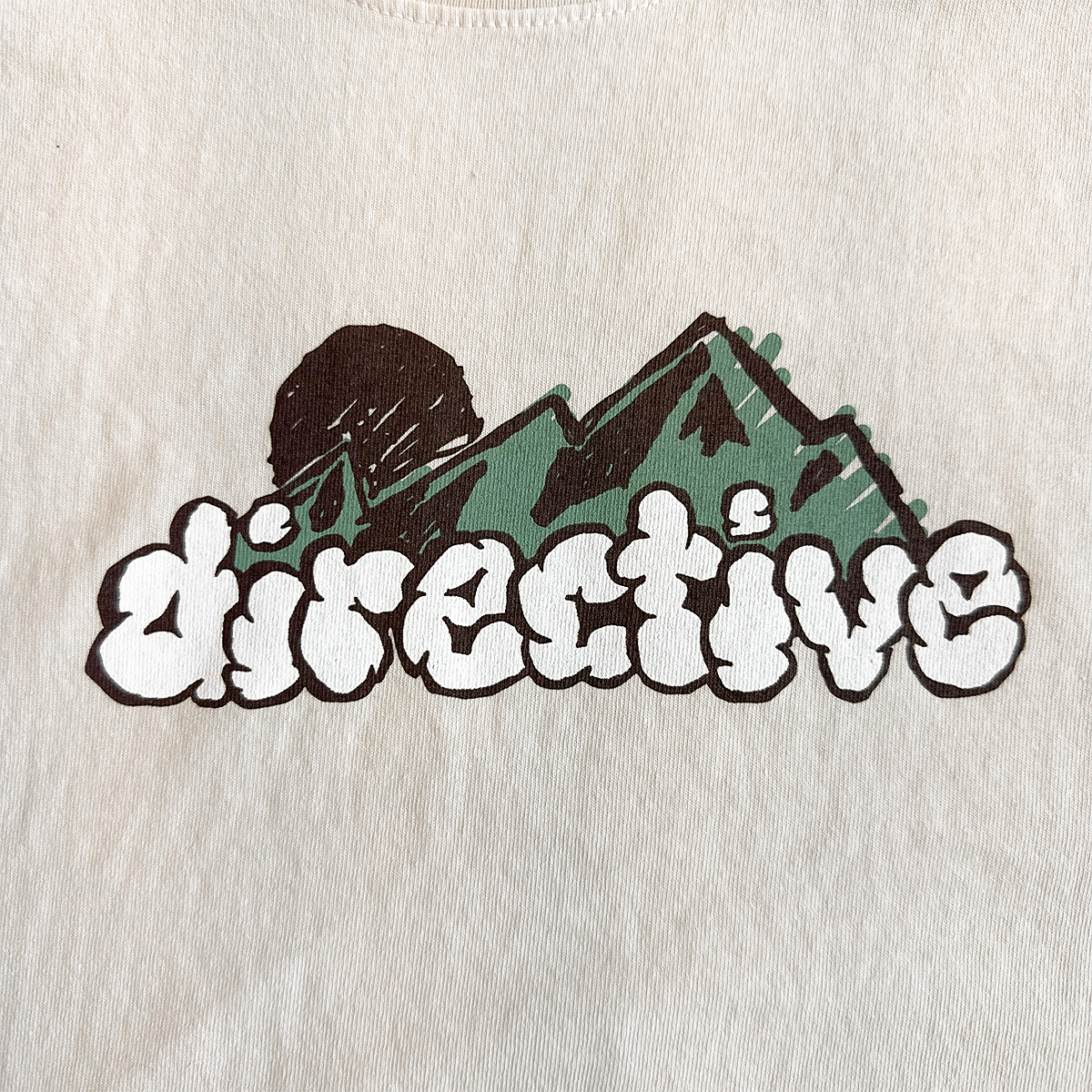 Directive Mountains T-Shirt - Creme